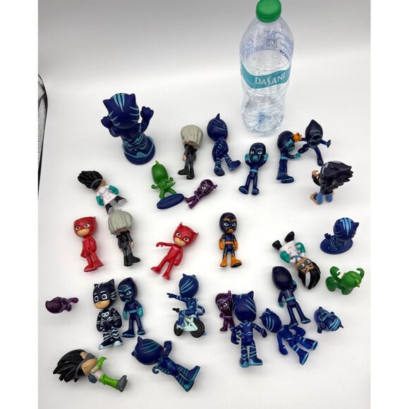 Lot Of 28 PJ Masks Toys Action Figures Nice collection - Picture 7 of 7